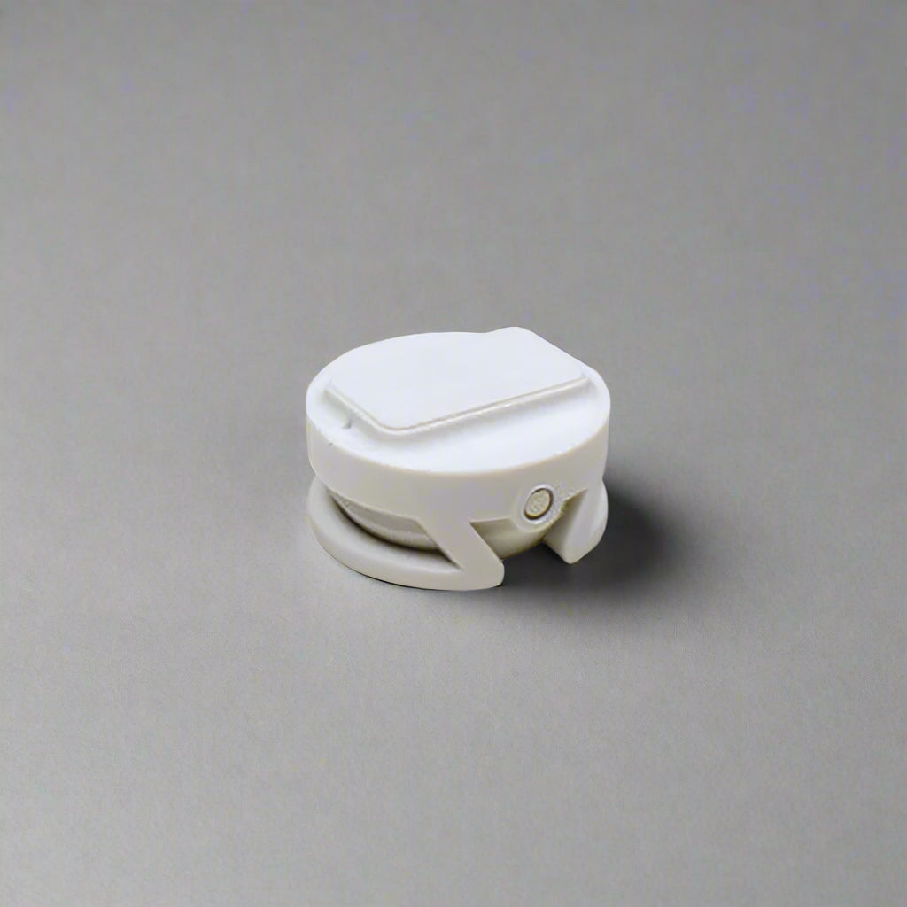 Small Leash Plug
