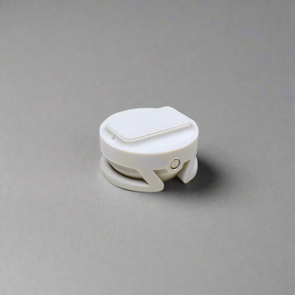 Small Leash Plug